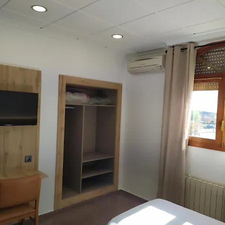 Отель Venta El Borrego Баньерес-де-Мариола